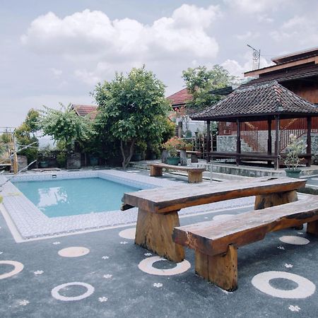 Reddoorz At Villa Bukit Senyum Lombok Kuripan  Bagian luar foto