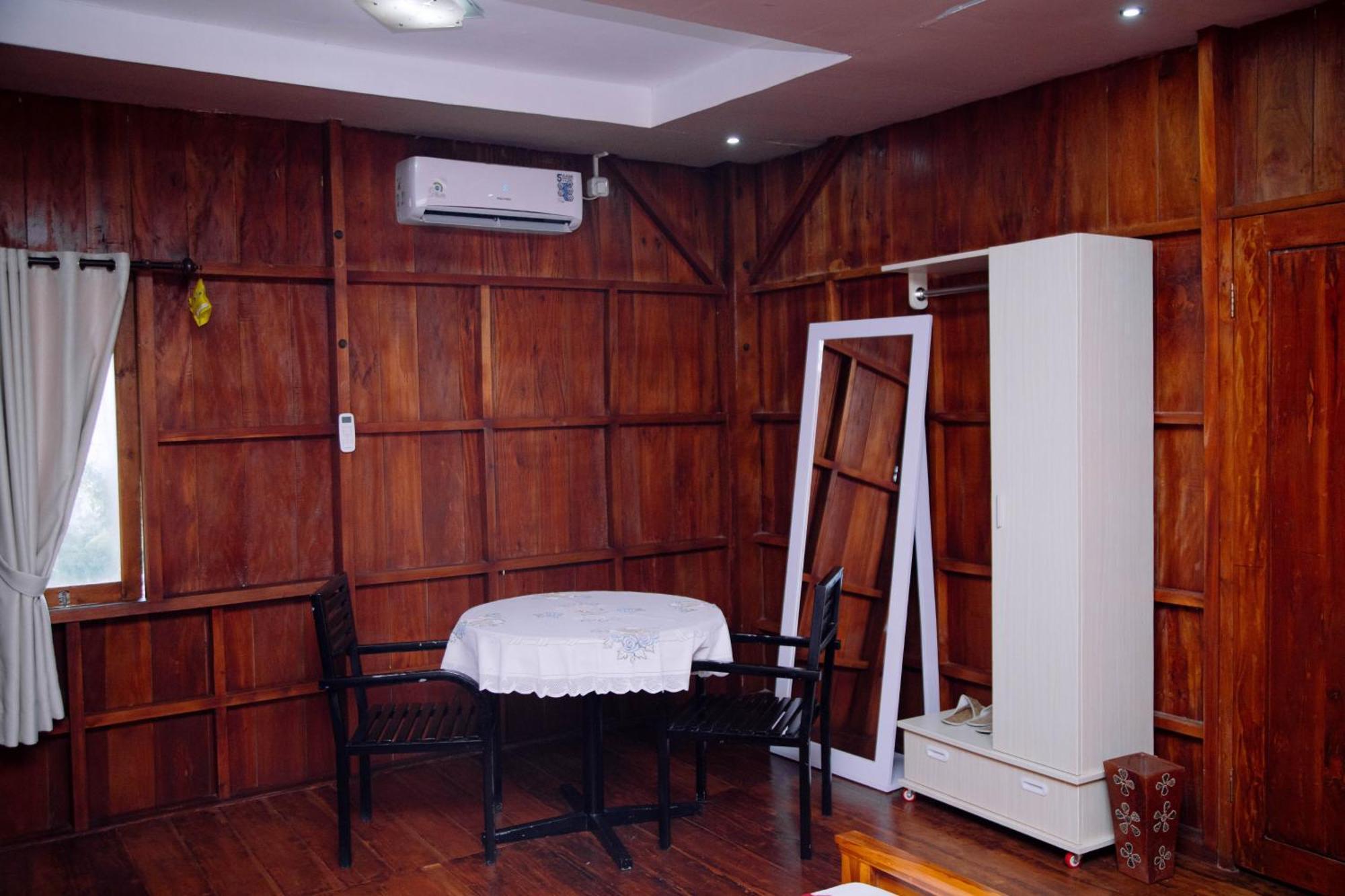 Reddoorz At Villa Bukit Senyum Lombok Kuripan  Bagian luar foto